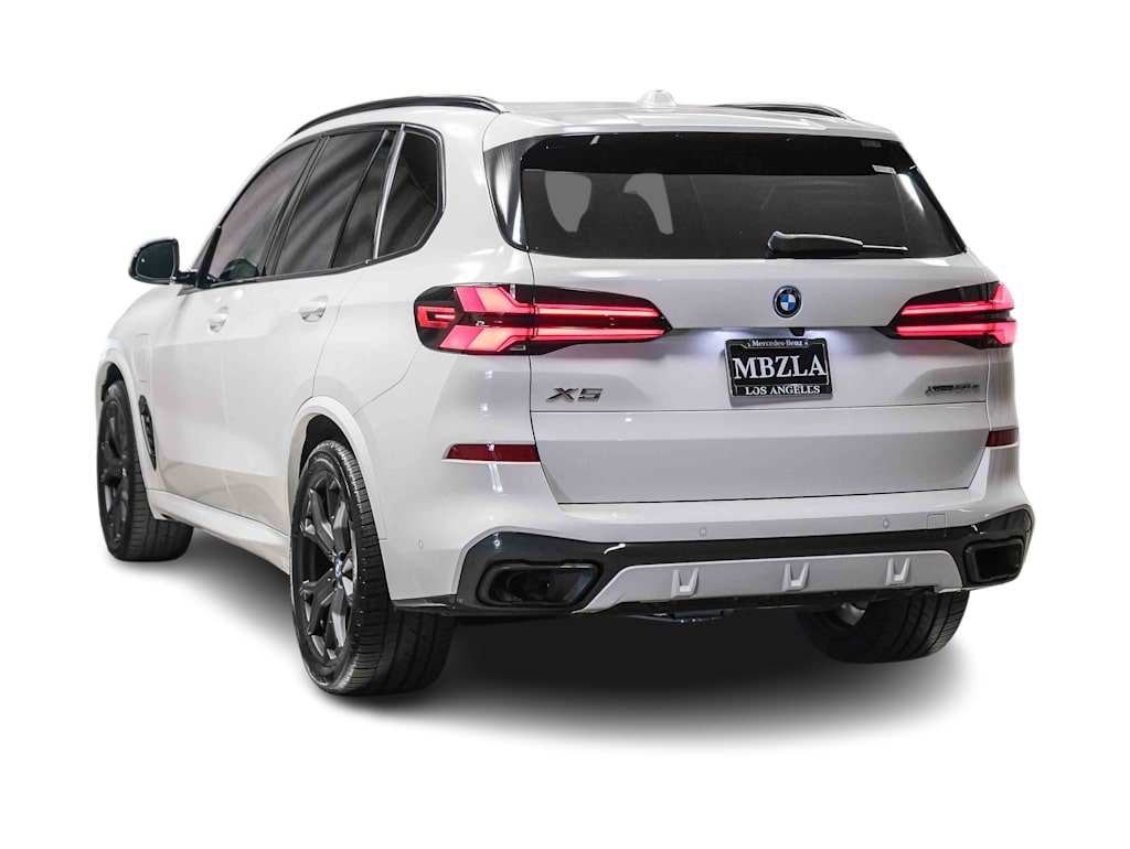 Thumbnail: 2024 BMW X5 - 4