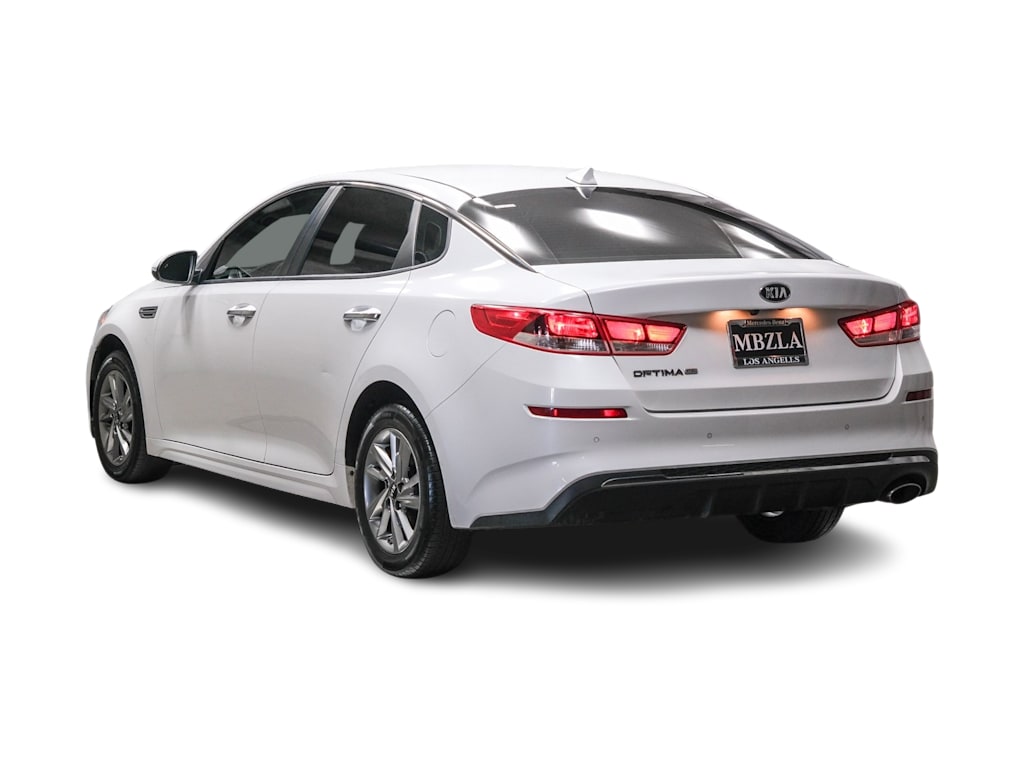 Thumbnail: 2019 Kia Optima - 3