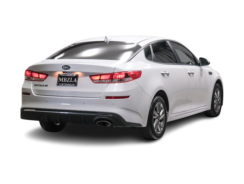 Thumbnail: 2019 Kia Optima - 17