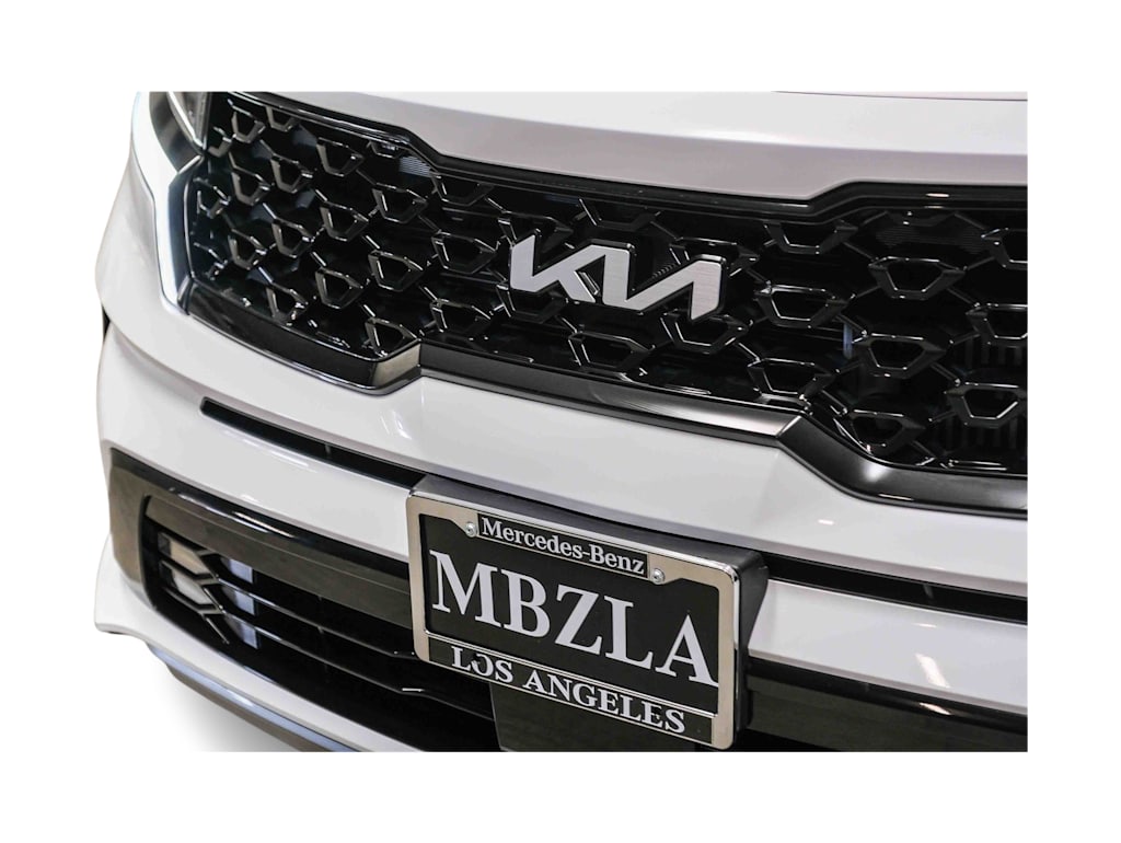 Thumbnail: 2023 Kia Sorento - 22