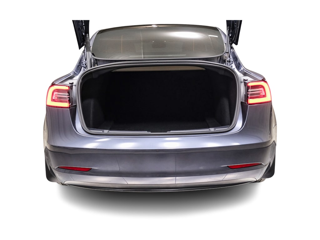 Thumbnail: 2023 Tesla Model 3 - 14