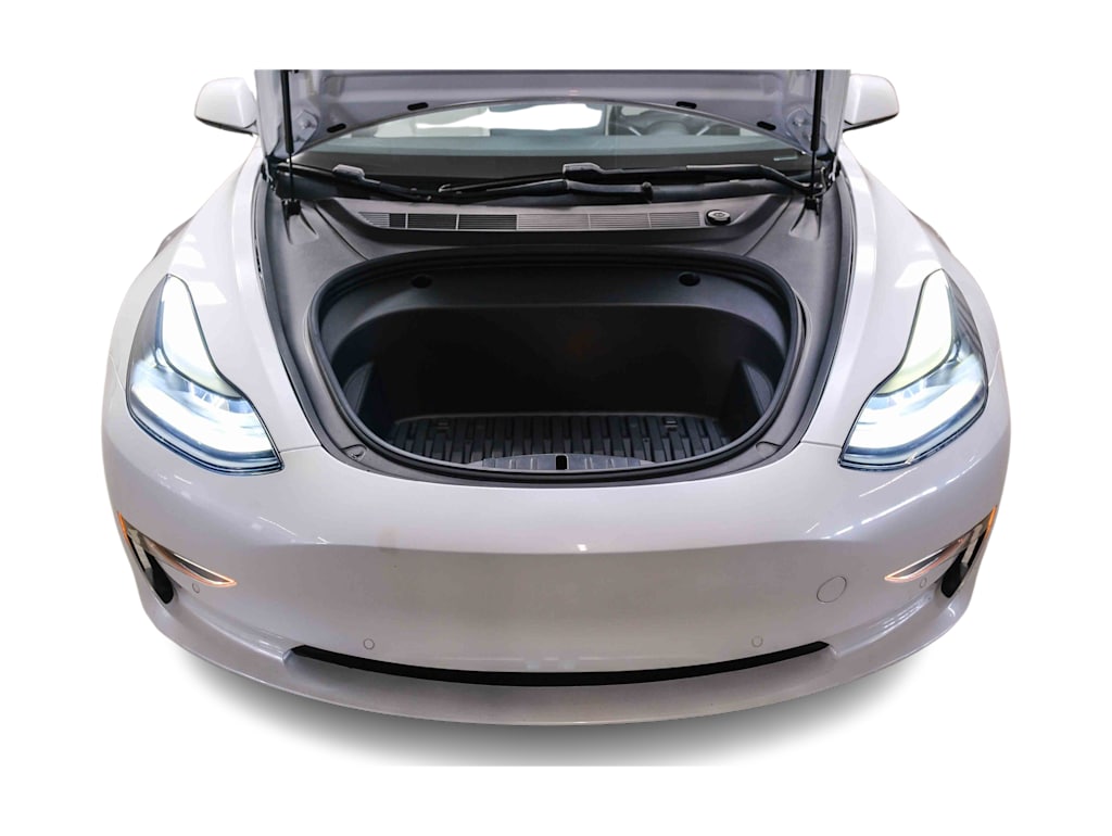 Thumbnail: 2021 Tesla Model 3 - 30