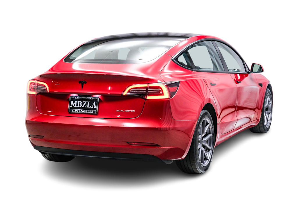 Thumbnail: 2023 Tesla Model 3 - 14