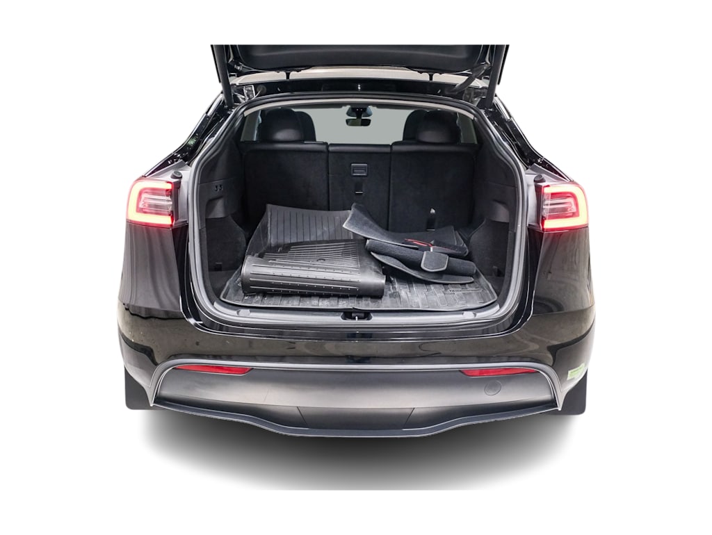 Thumbnail: 2023 Tesla Model Y - 11