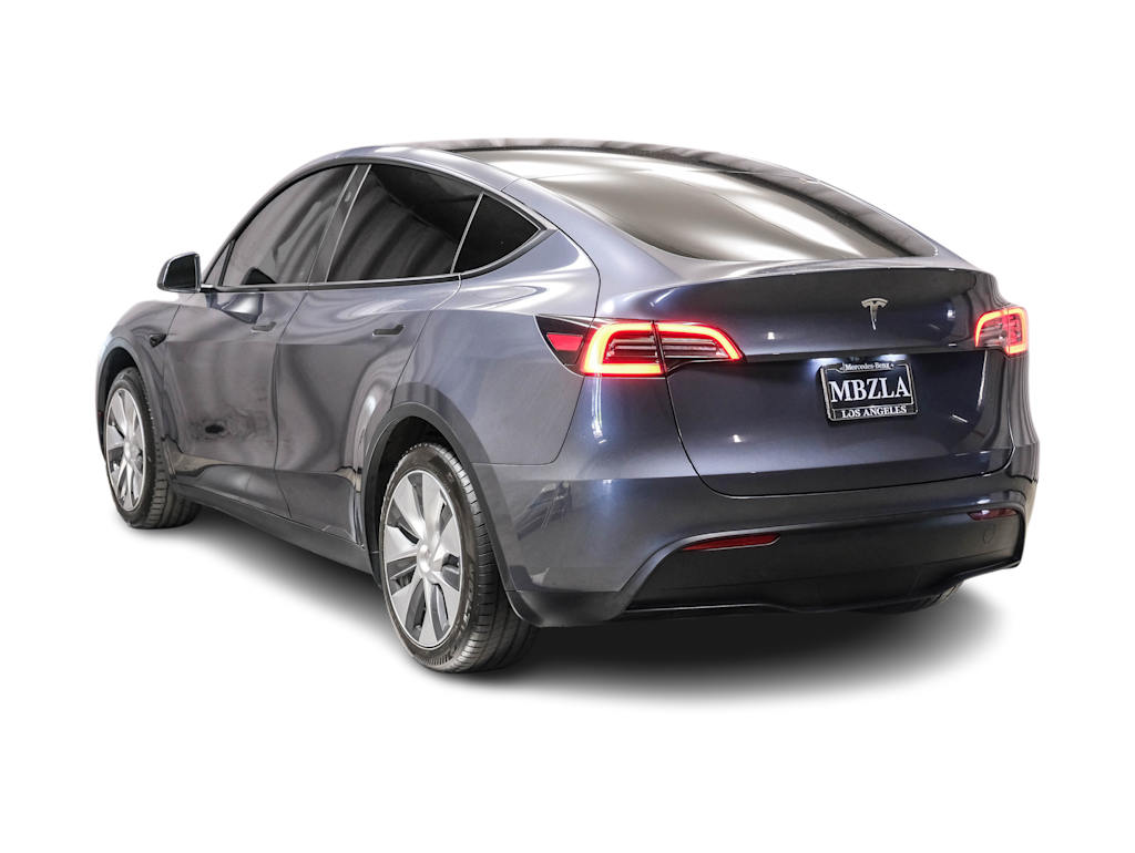 Thumbnail: 2023 Tesla Model Y - 4