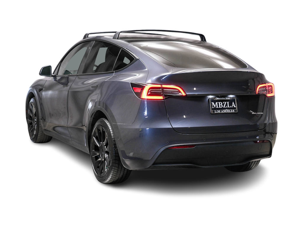 Thumbnail: 2022 Tesla Model Y - 3