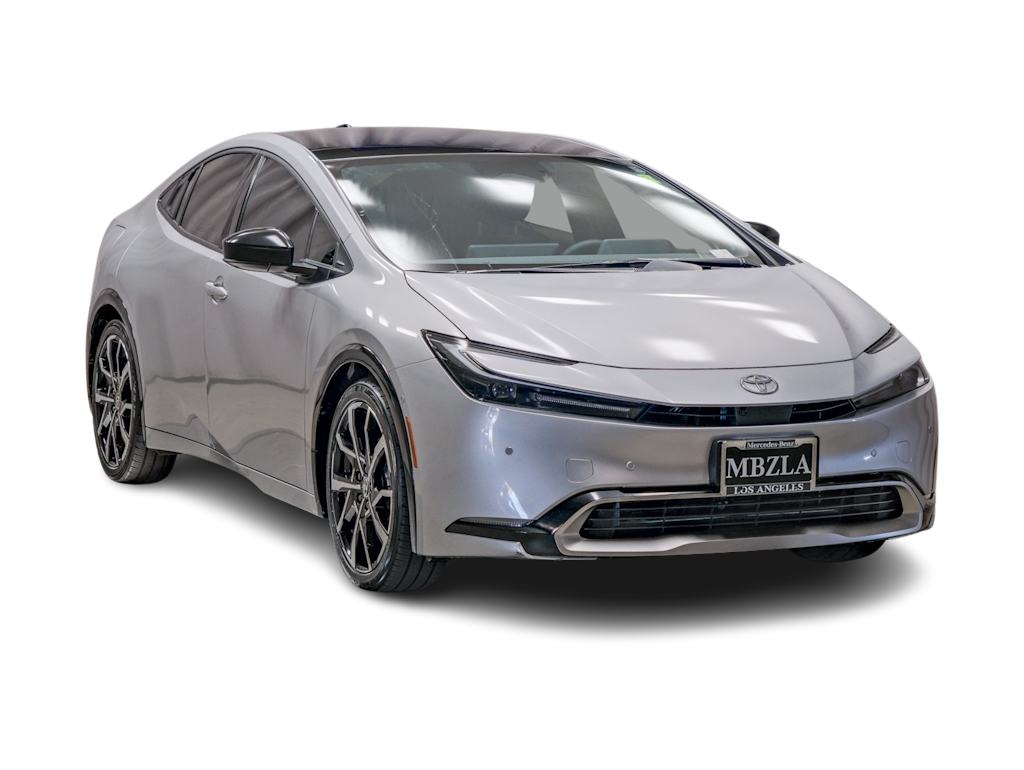 Thumbnail: 2024 Toyota Prius Prime - 18