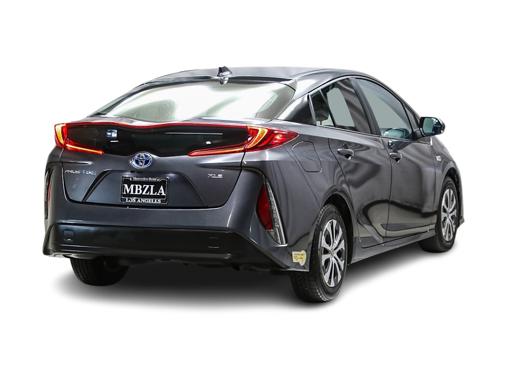 2022 Toyota Prius Prime XLE 17