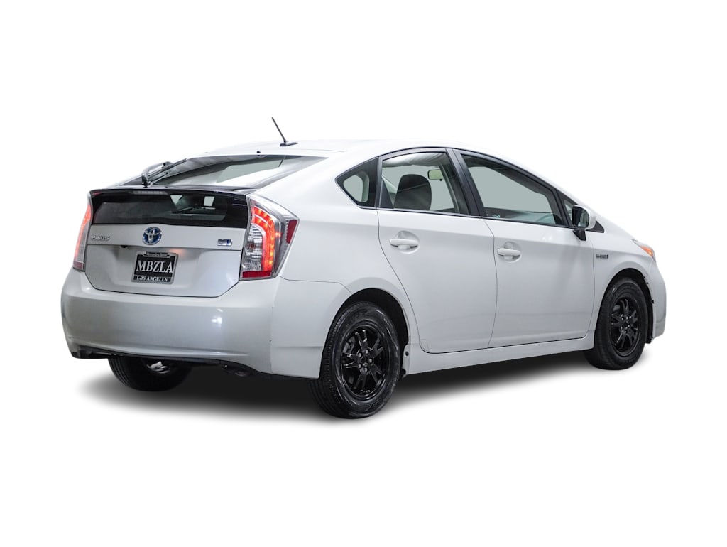 2015 Toyota Prius  16