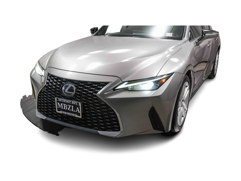 Thumbnail: 2021 Lexus IS - 22