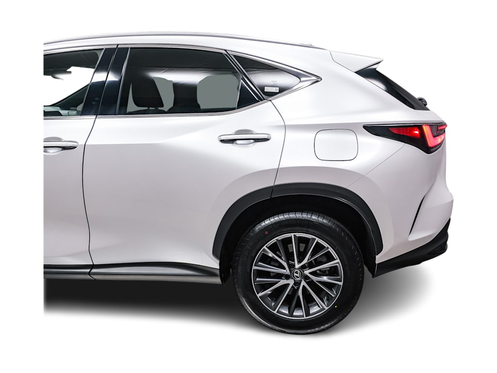 Thumbnail: 2025 Lexus ES - 3