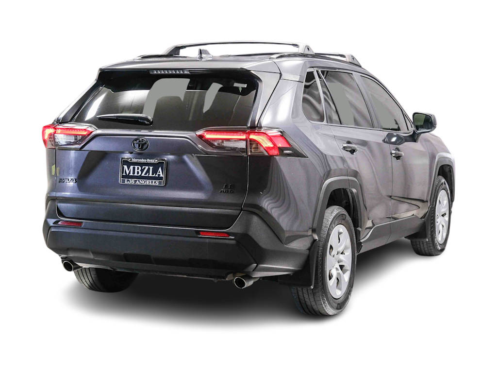 Thumbnail: 2019 Toyota RAV4 - 18