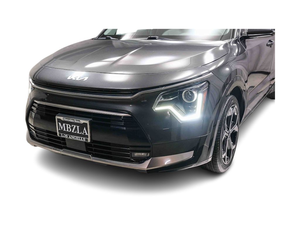 Thumbnail: 2023 Kia Niro - 21