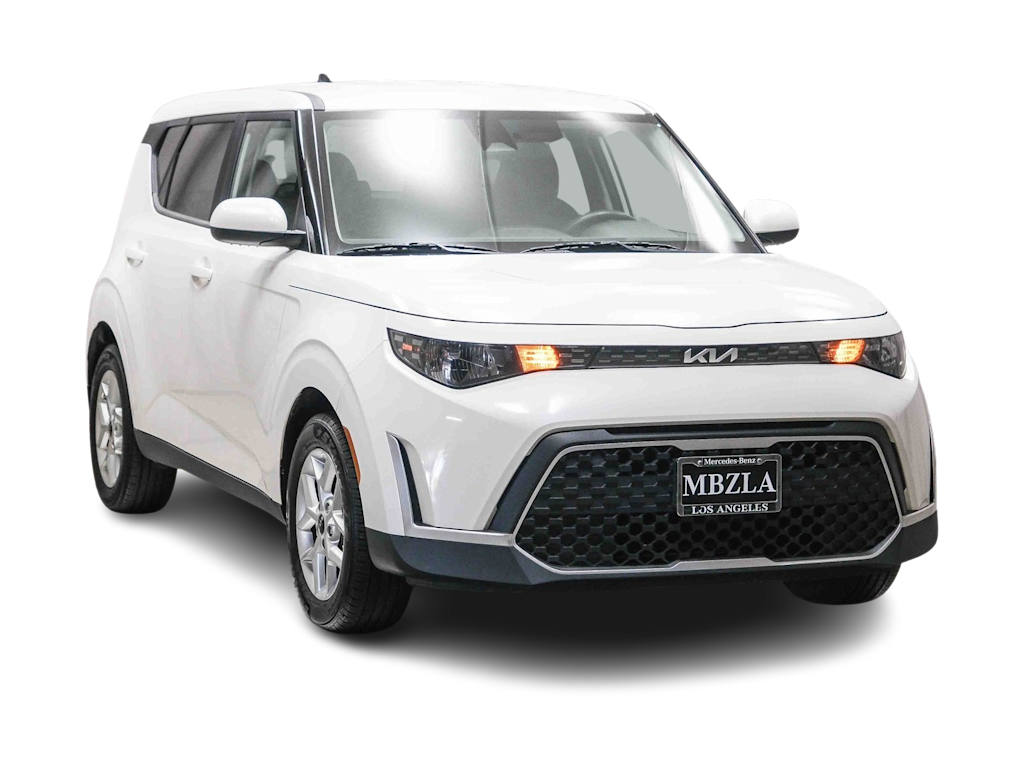 Thumbnail: 2023 Kia Soul - 4