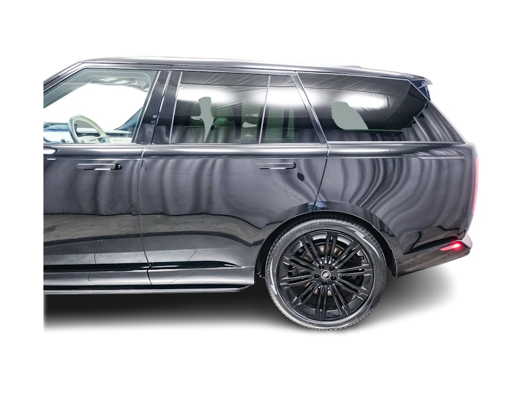Thumbnail: 2024 Land Rover Range Rover - 17