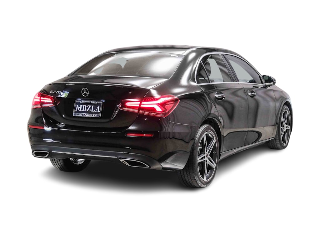 Thumbnail: 2022 Mercedes-Benz A-Class - 15