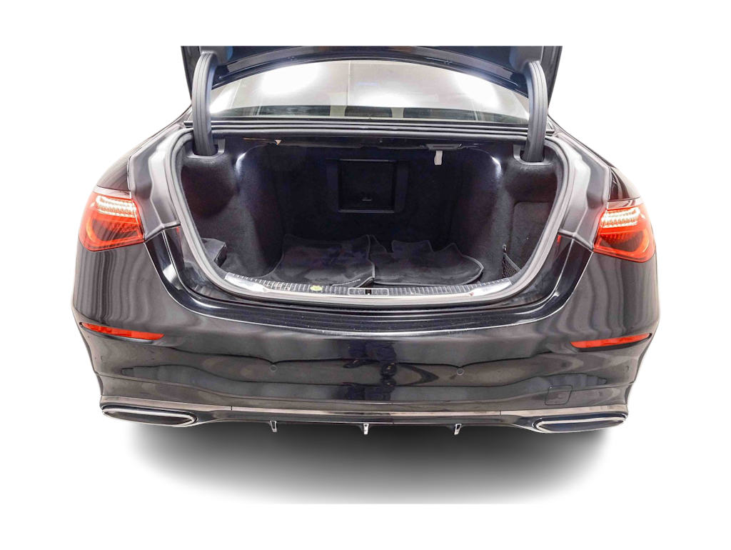 Thumbnail: 2023 Mercedes-Benz S-Class - 13