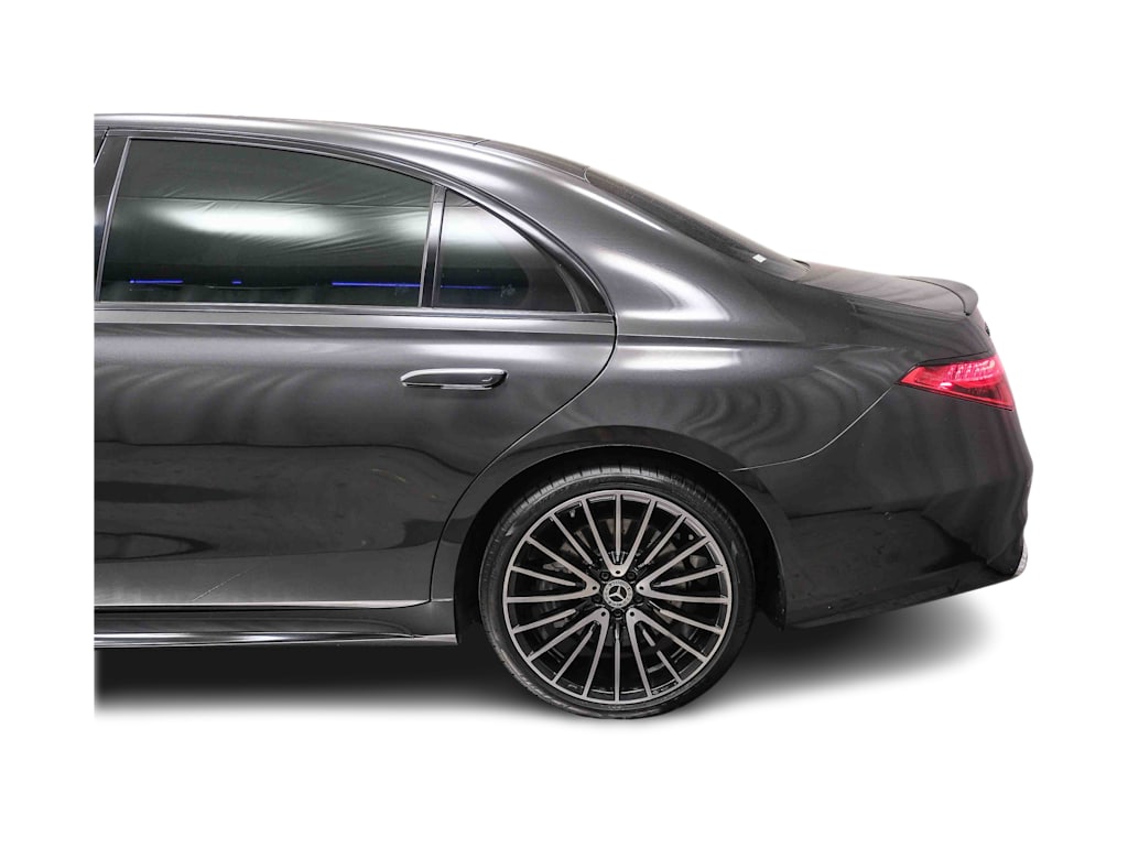 Thumbnail: 2022 Mercedes-Benz S-Class - 3