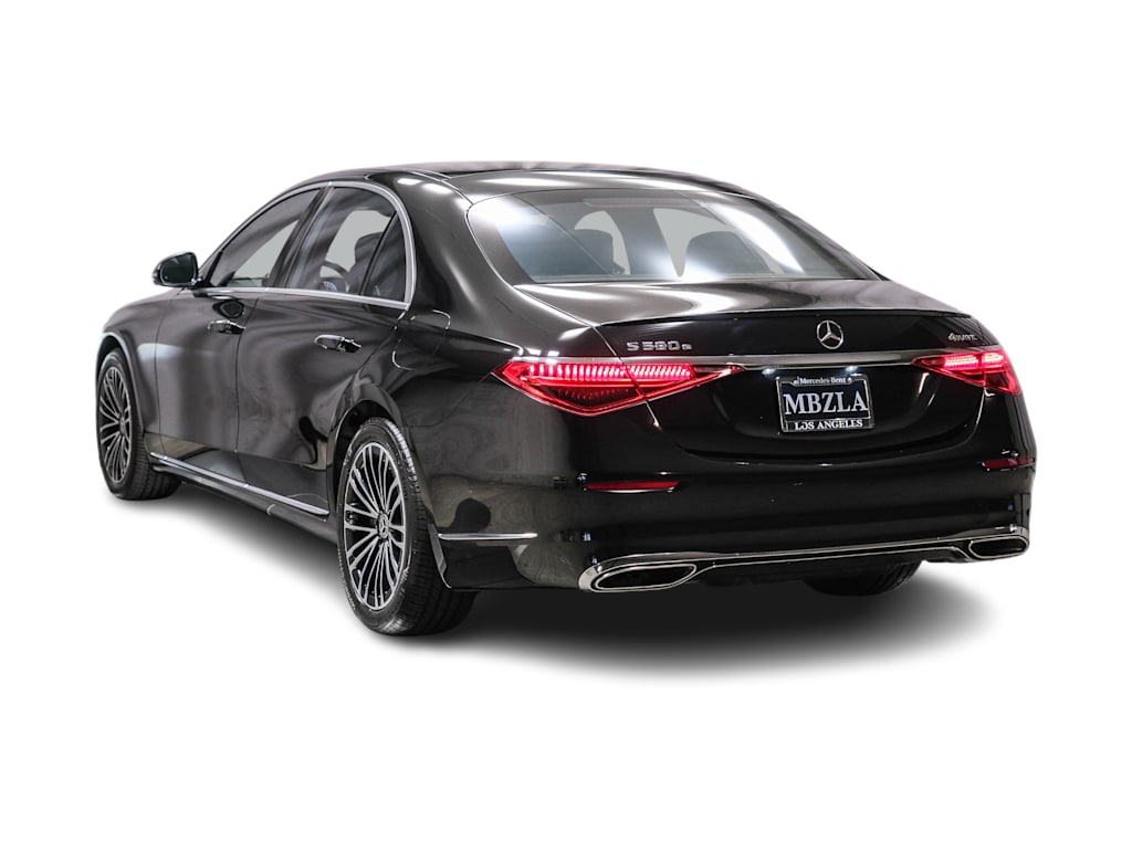 Thumbnail: 2023 Mercedes-Benz S-Class - 3