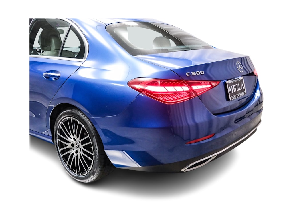 Thumbnail: 2022 Mercedes-Benz C-Class - 18