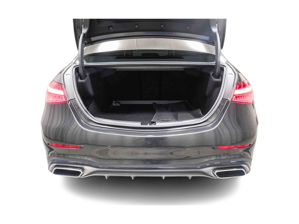 Thumbnail: 2023 Mercedes-Benz C-Class - 16