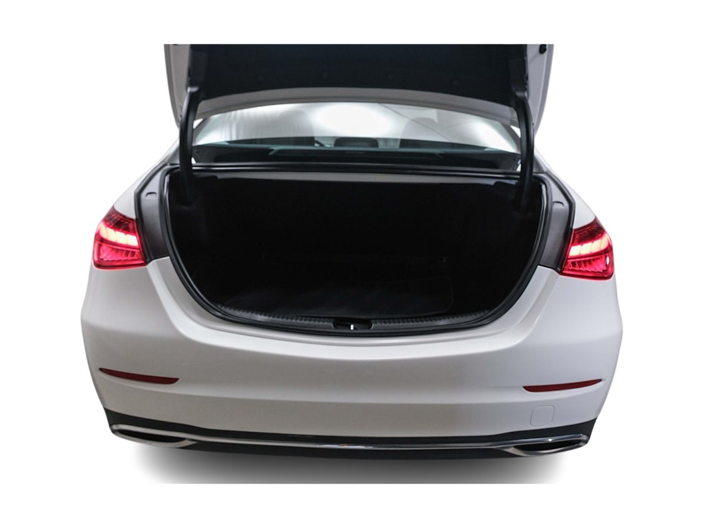 Thumbnail: 2022 Mercedes-Benz C-Class - 14