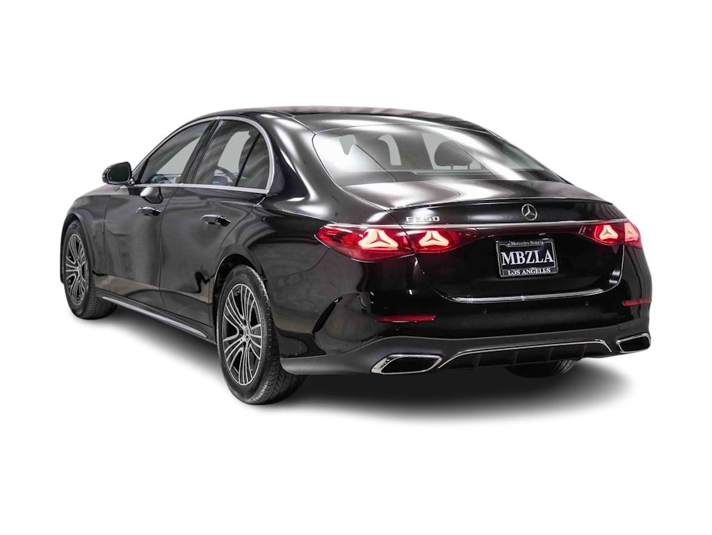 Thumbnail: 2026 Mercedes-Benz E-Class - 3
