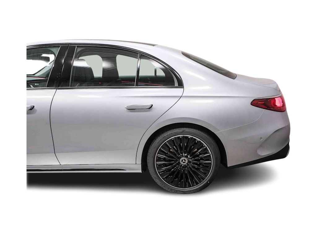 Thumbnail: 2026 Mercedes-Benz E-Class - 3