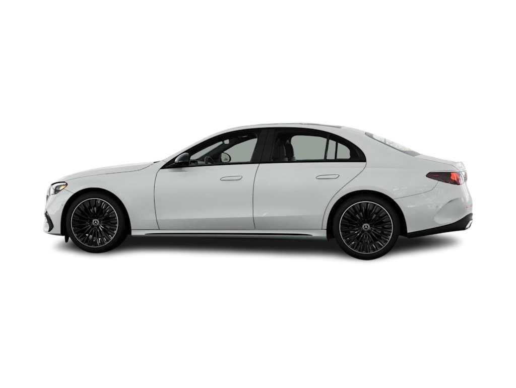 Thumbnail: 2026 Mercedes-Benz E-Class - 32