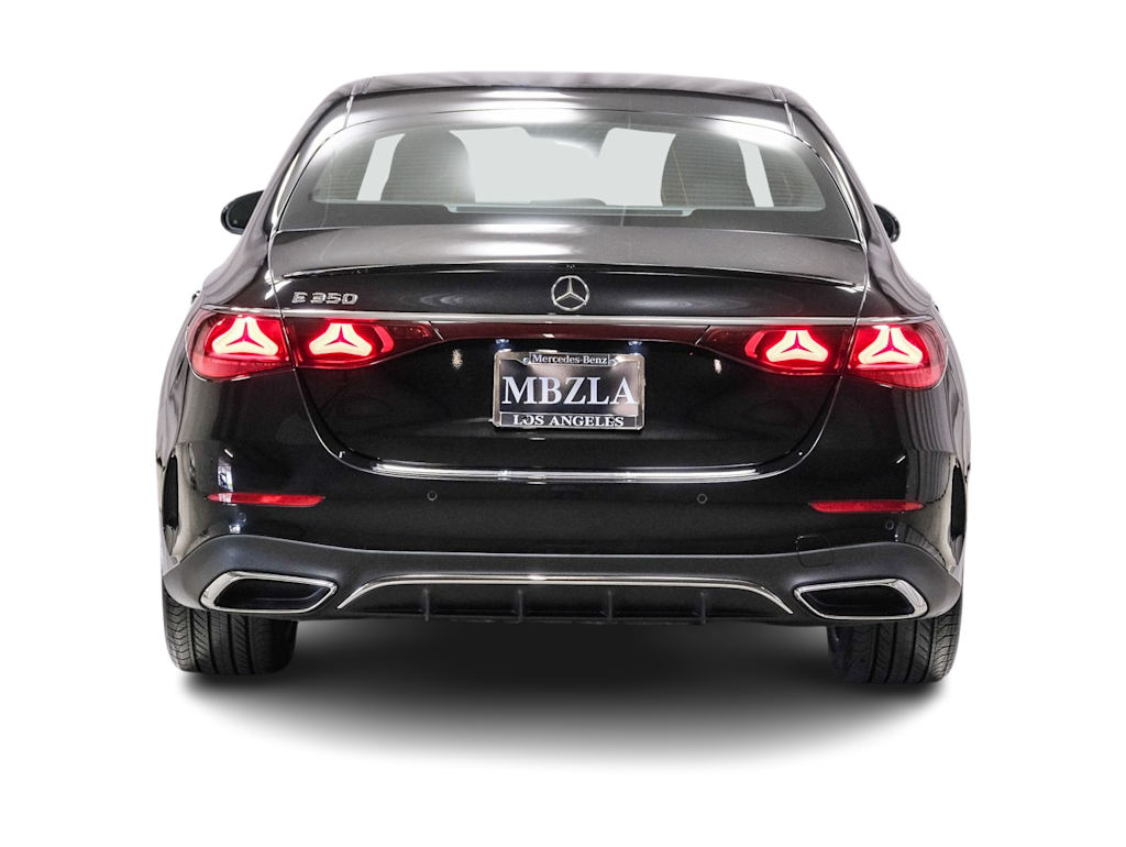 Thumbnail: 2026 Mercedes-Benz E-Class - 4