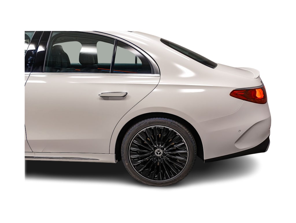 Thumbnail: 2026 Mercedes-Benz E-Class - 3