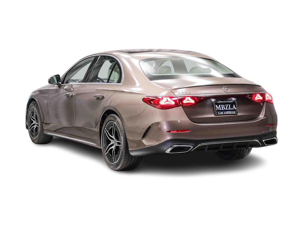 Thumbnail: 2026 Mercedes-Benz E-Class - 4