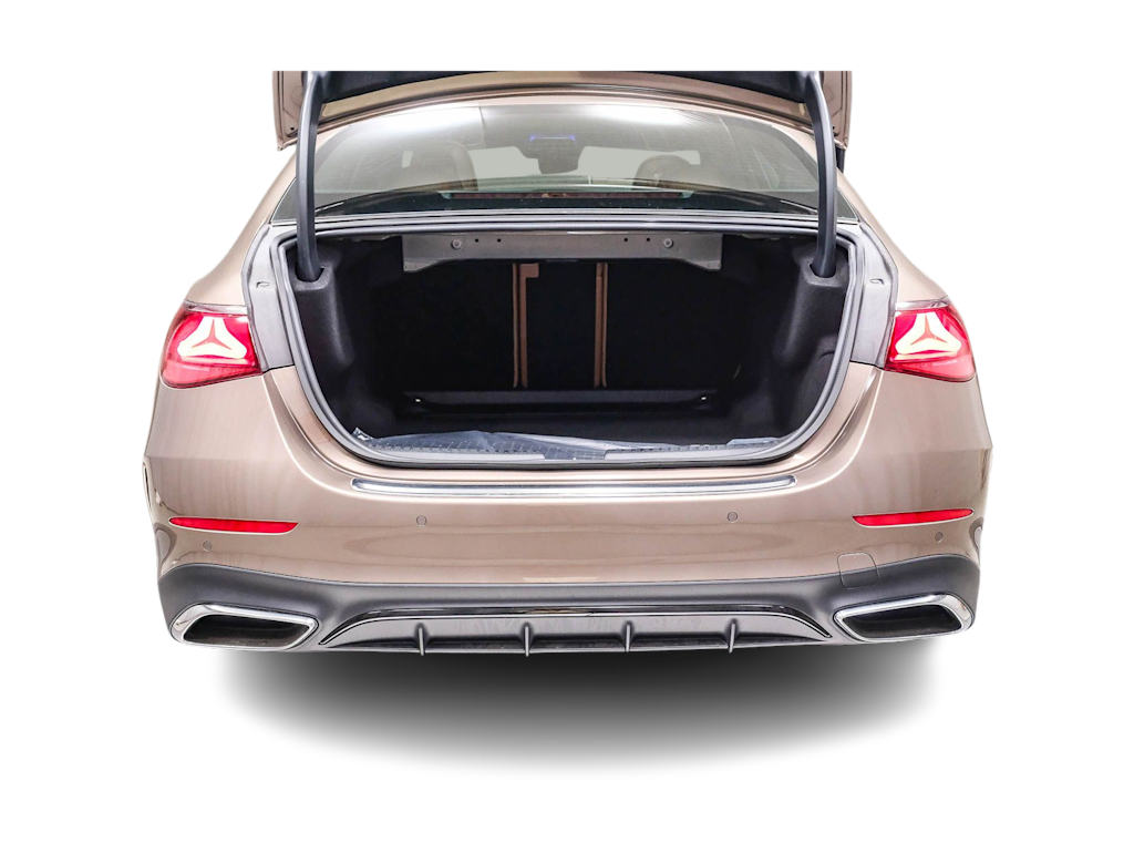 Thumbnail: 2026 Mercedes-Benz E-Class - 15