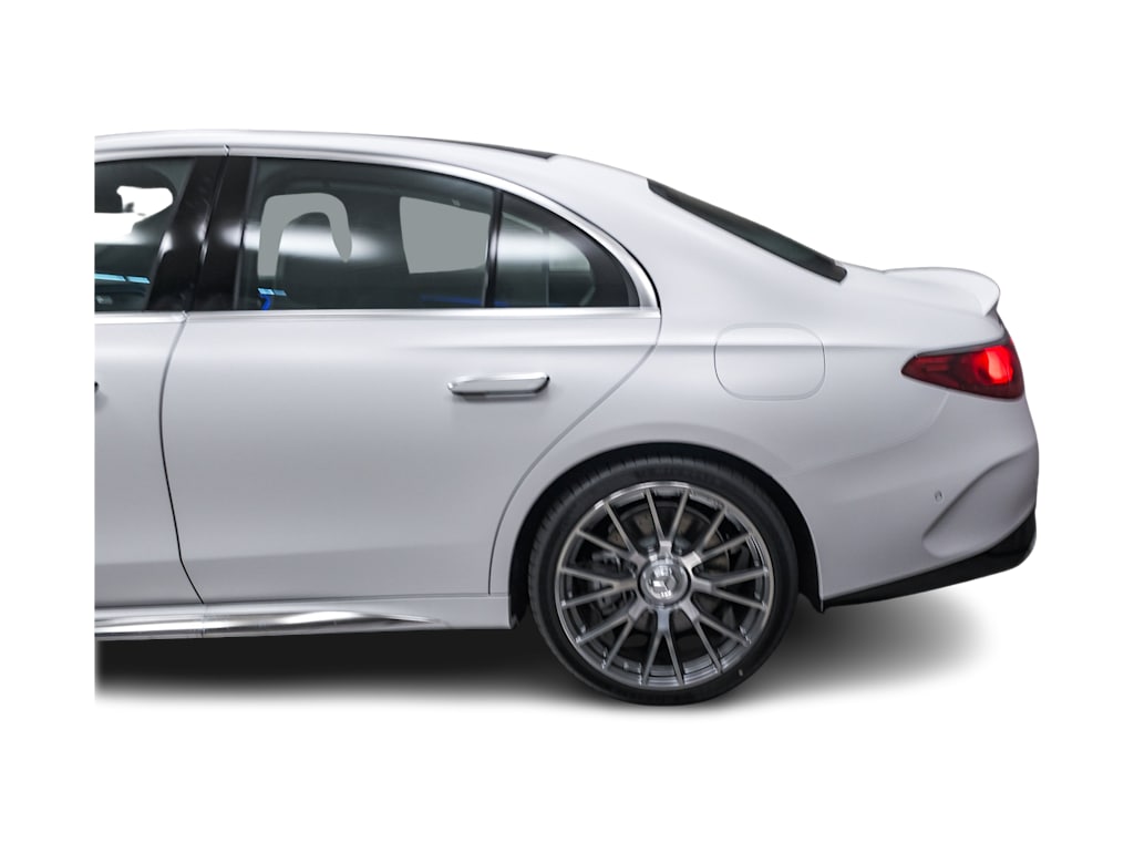 Thumbnail: 2027 Mercedes-Benz E-Class - 3