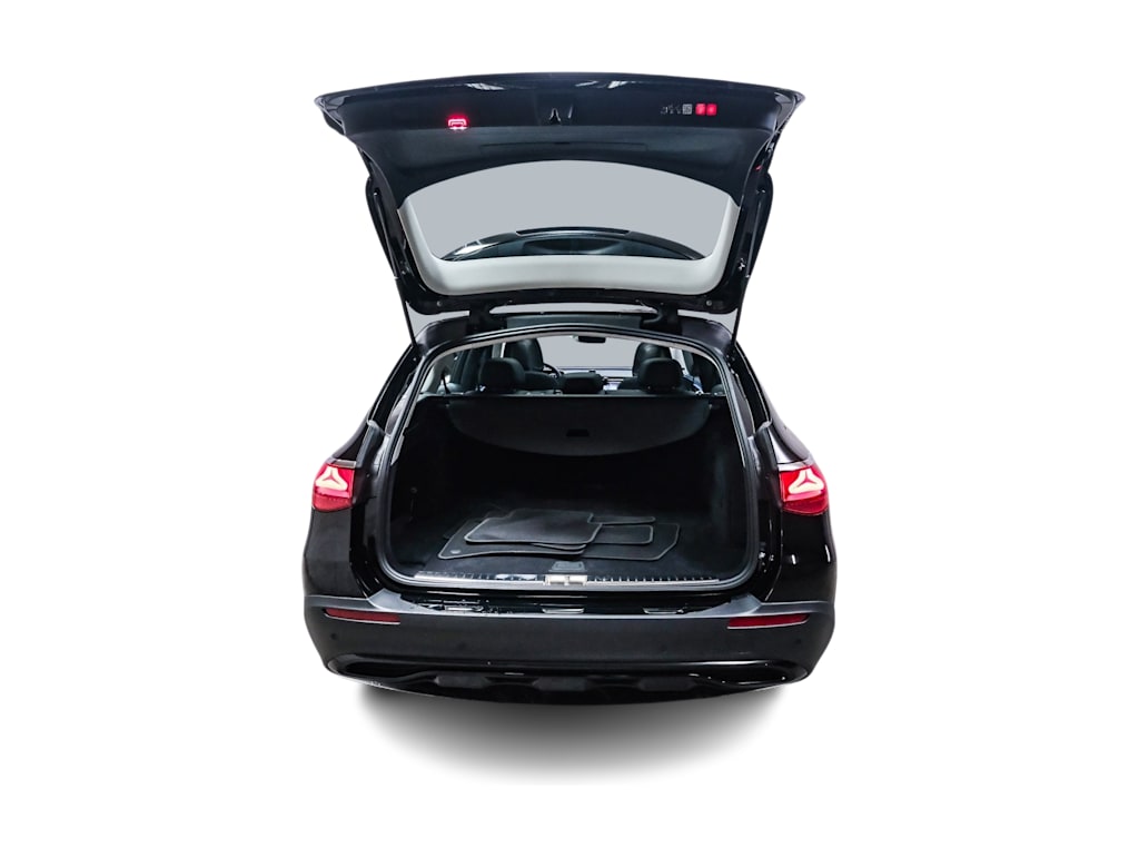 Thumbnail: 2025 Mercedes-Benz E-Class - 12