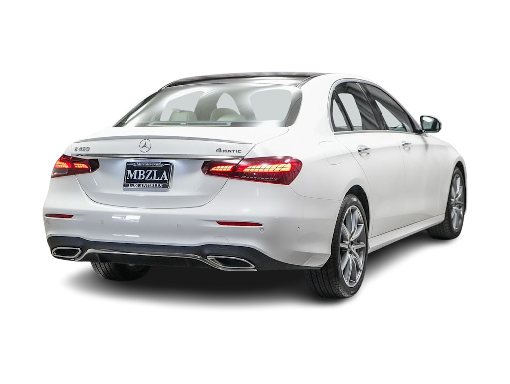 Thumbnail: 2022 Mercedes-Benz E-Class - 21