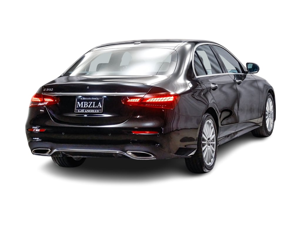 Thumbnail: 2022 Mercedes-Benz E-Class - 12