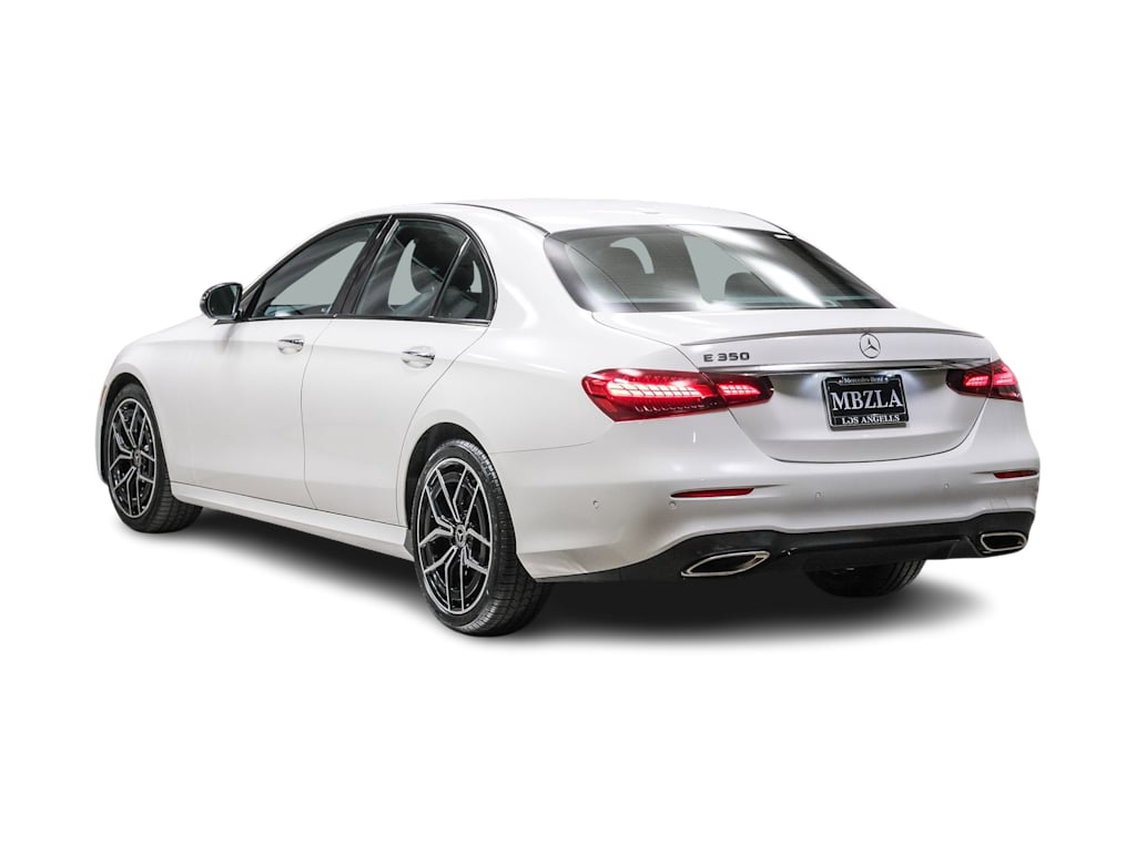 Thumbnail: 2022 Mercedes-Benz E-Class - 3