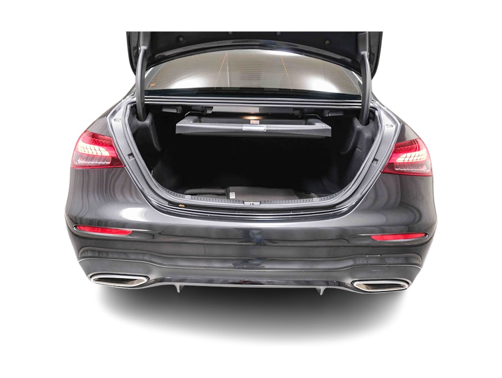 Thumbnail: 2023 Mercedes-Benz E-Class - 16