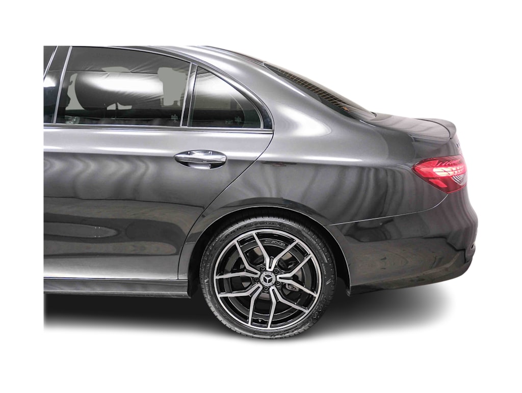 Thumbnail: 2023 Mercedes-Benz E-Class - 3