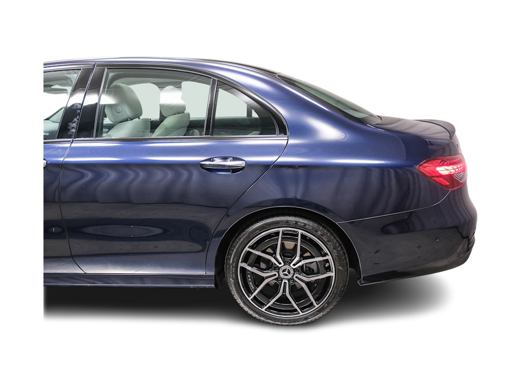 Thumbnail: 2023 Mercedes-Benz E-Class - 20
