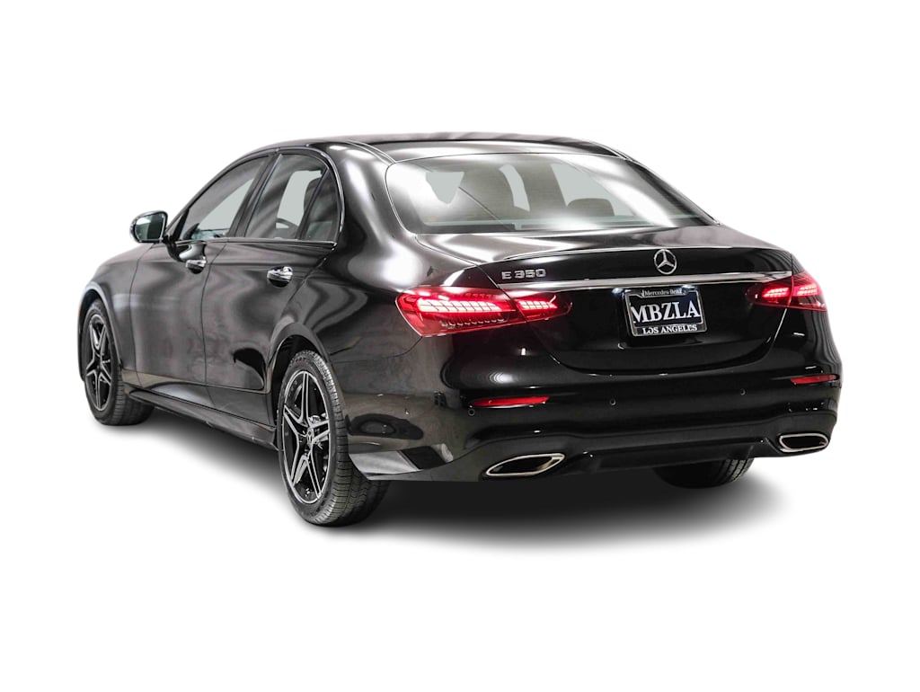 Thumbnail: 2022 Mercedes-Benz E-Class - 4