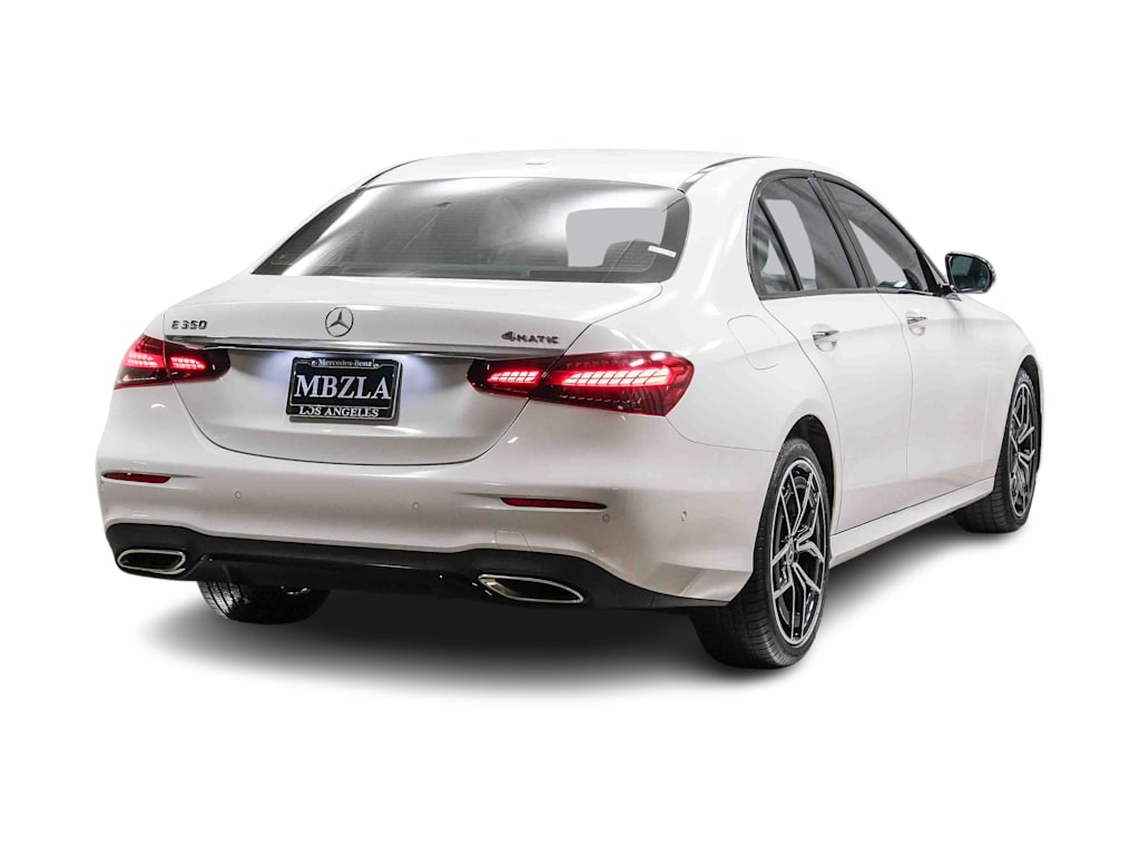 Thumbnail: 2023 Mercedes-Benz E-Class - 17