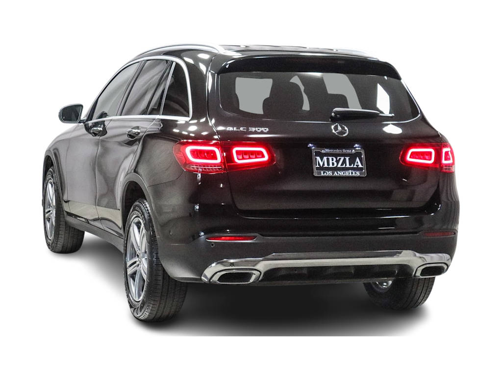 2021 Mercedes-Benz GLC 300 3