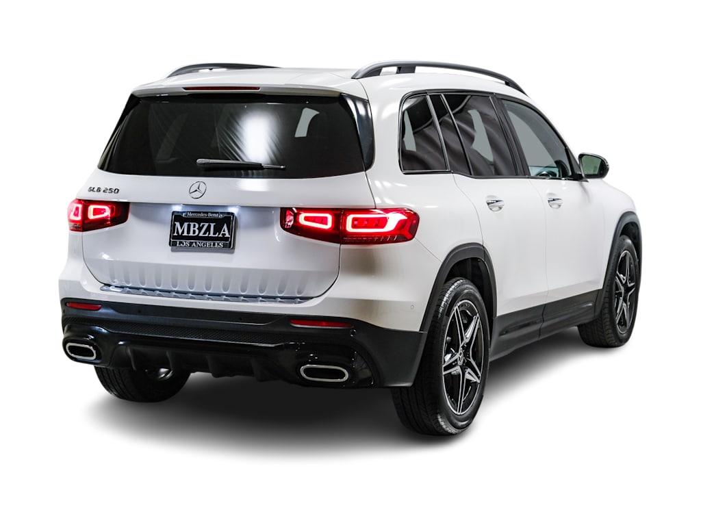 Thumbnail: 2023 Mercedes-Benz GLB - 16
