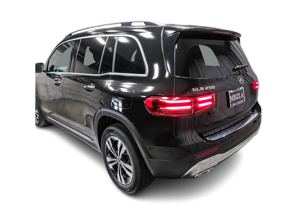 Thumbnail: 2025 Mercedes-Benz GLB - 18