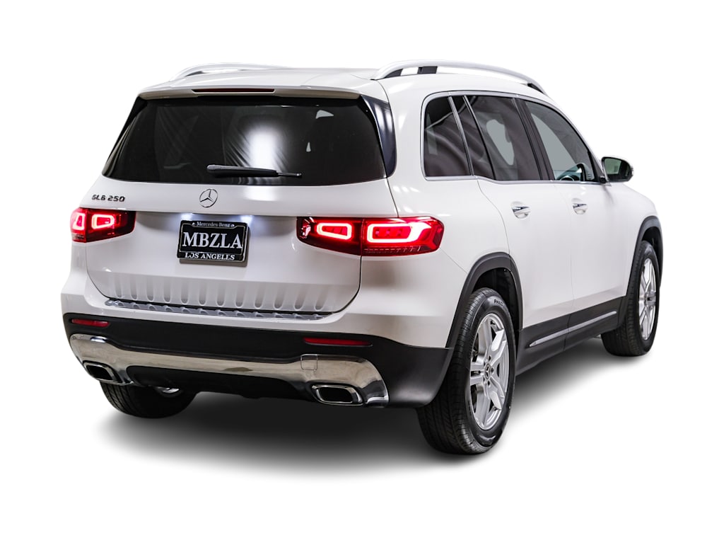 Thumbnail: 2022 Mercedes-Benz GLB - 16