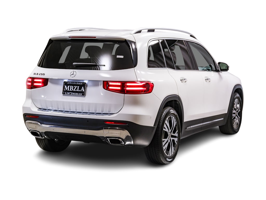Thumbnail: 2024 Mercedes-Benz GLB - 17