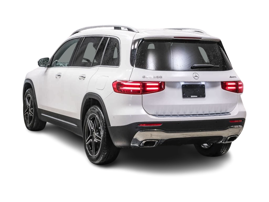 Thumbnail: 2026 Mercedes-Benz GLB - 4