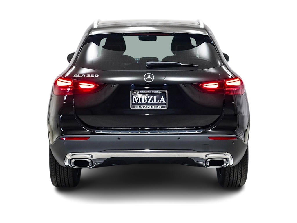 2025 Mercedes-Benz GLA 250 4